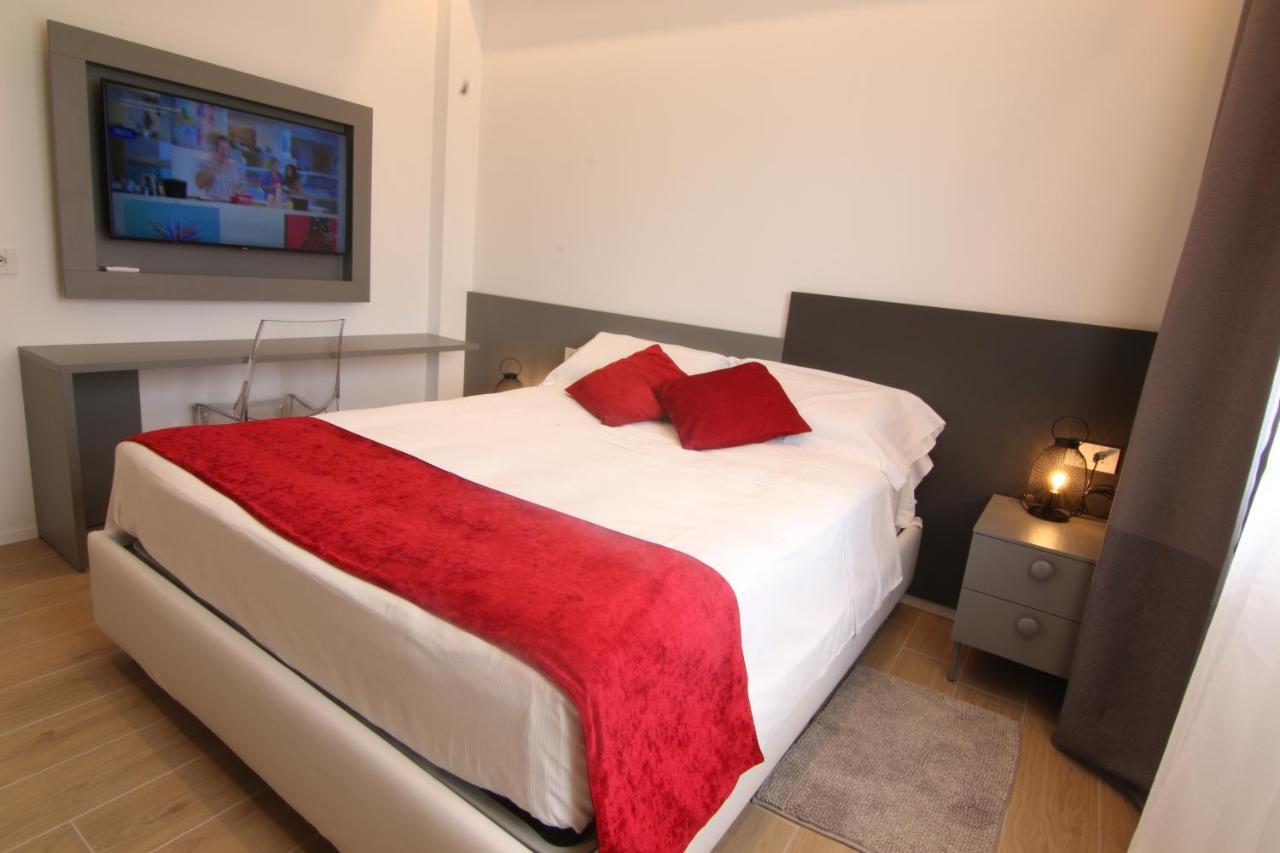 Arcioun Suite Riccione Exterior photo